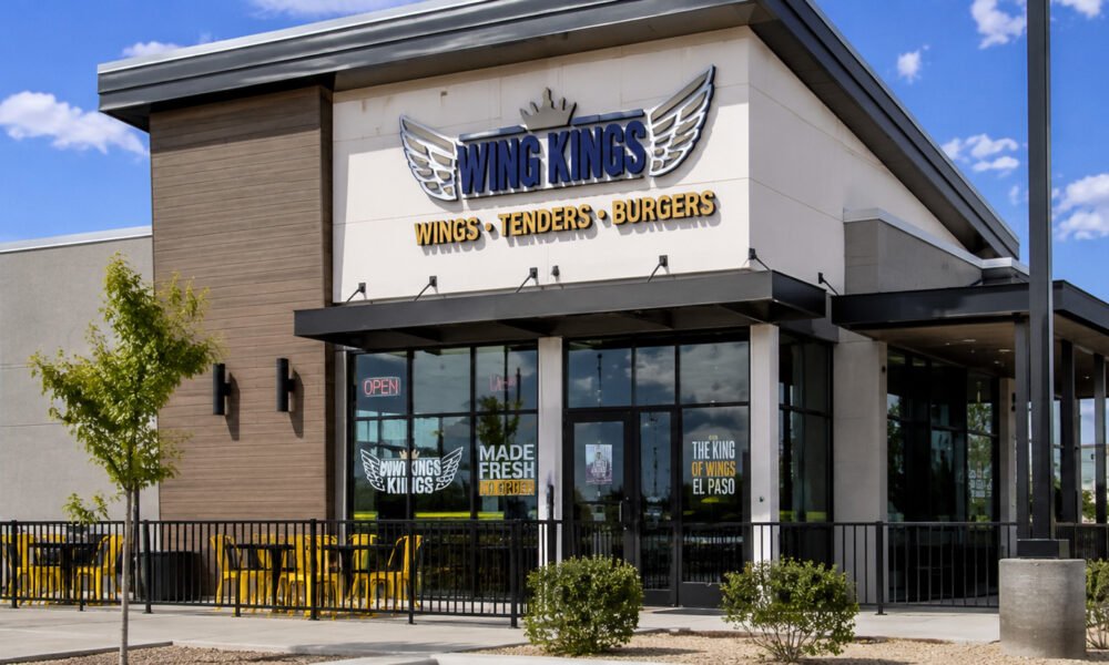 Wing Kings El Paso restaurant exterior