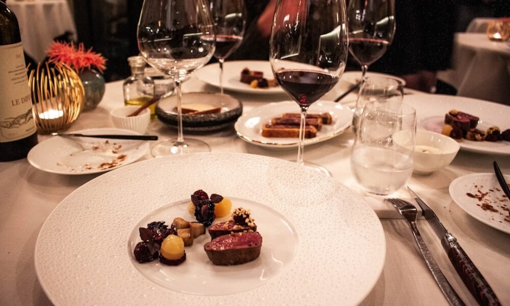 Elegant fine dining restaurant setting representing top U.S. restaurants in 2026