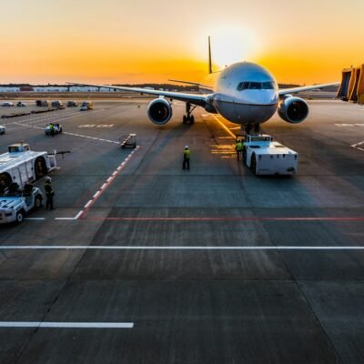 Holiday flights 2026 airplane at a U.S. airport for Thanksgiving and Christmas travel