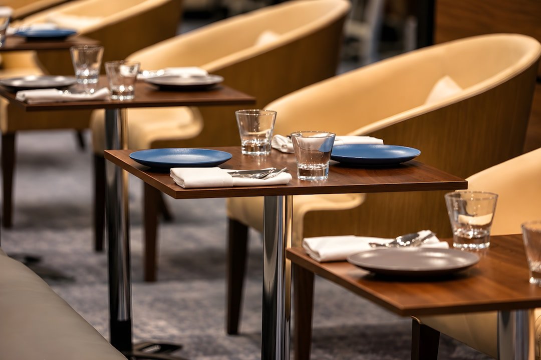 Upscale restaurant dining room illustrating the modern dining experience in the USA
